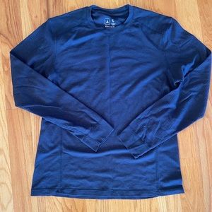 Triple Aught Design black waffle shirt size large